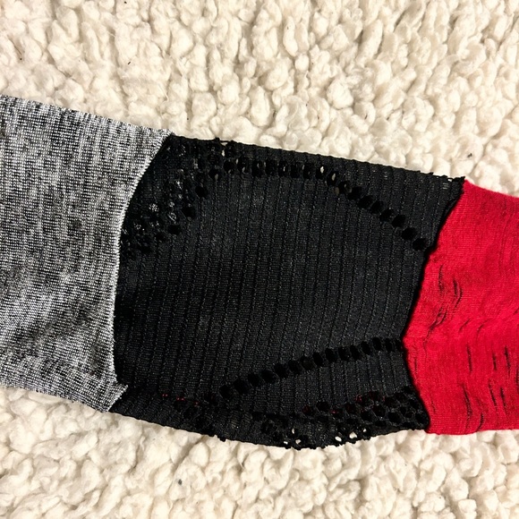 BKE Long Sleeve Small - Picture 3 of 3